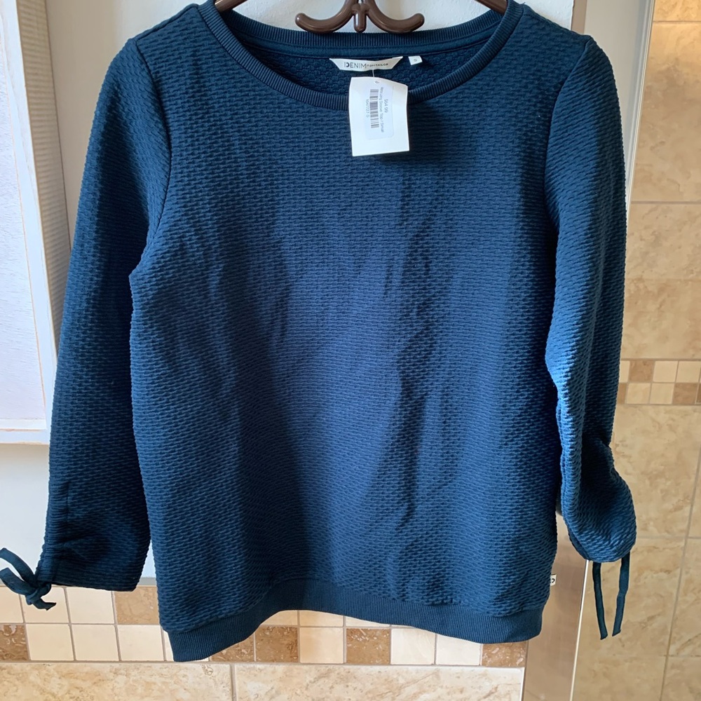 Navy Textured Women's Sweatshirt